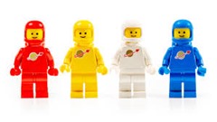 microsoft-ignite-orlando-lego-astronauts-cameron-dwyer